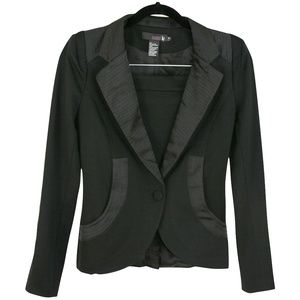 ISABEL LU Black Satin Trim Blazer